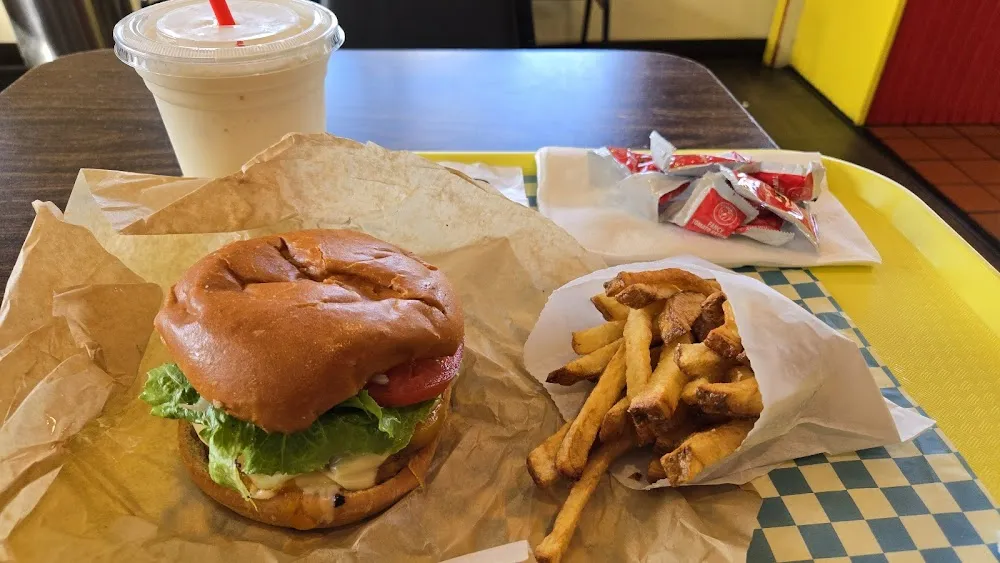 Cheeseburger and Fries